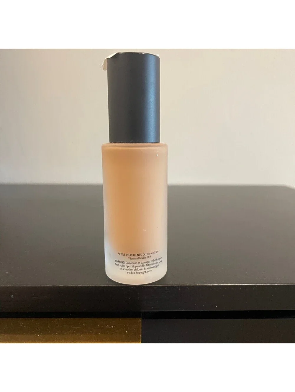 Bobbi Brown Skin Long-Wear Weightless Foundation SPF 15 - Cool Honey 5.25